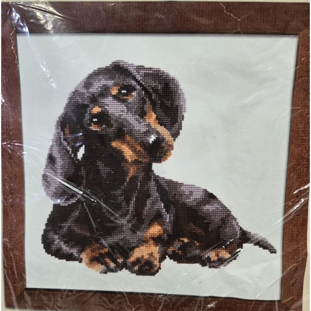 Vintage Cross Stitch Kit RIOLIS DASCHOUND 906 Wiener Dog Cross Stitch T44061